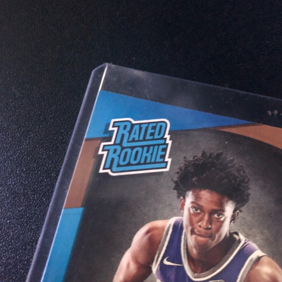 De’arron Fox Rookie Basketball Card - Picture 4 of 4
